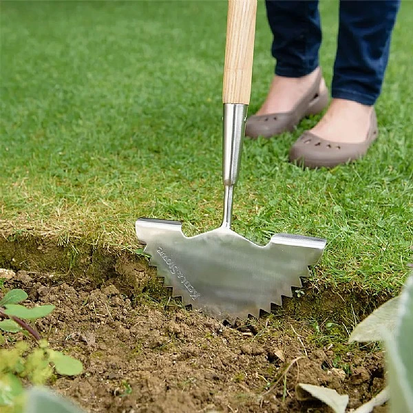 Kent & Stowe Stainless Steel Edging Iron 4 Kent & Stowe Stainless Steel Edging Iron - Image 2