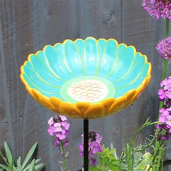 Wildlife World African Daisy Bird Drinker 4 Wildlife World African Daisy Bird Drinker - Image 2